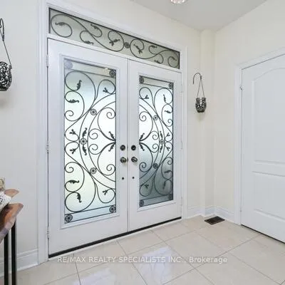 120,&nbsp;Rising Hill, Bram West, Brampton
