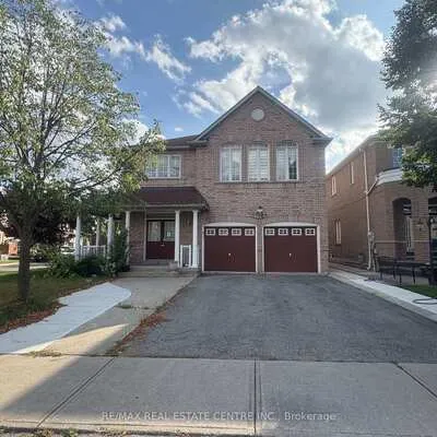 32,&nbsp;Midnightsun, Sandringham-Wellington, Brampton