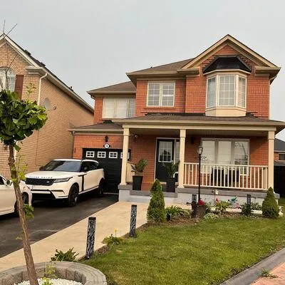 16,&nbsp;Benmore, Vales of Castlemore, Brampton