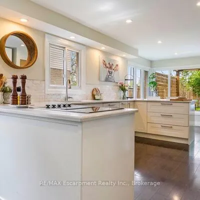 86,&nbsp;NORTHAMPTON, Westgate, Brampton