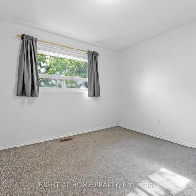 46,&nbsp;Aloma, Avondale, Brampton