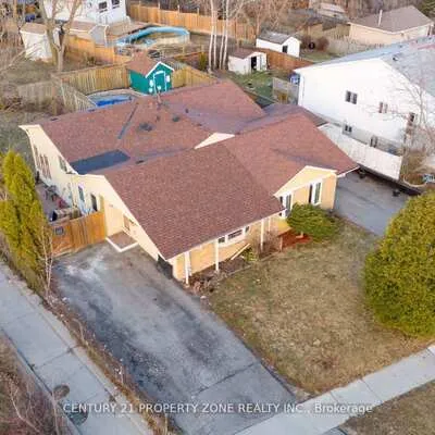 96,&nbsp;Centre, Brampton North, Brampton