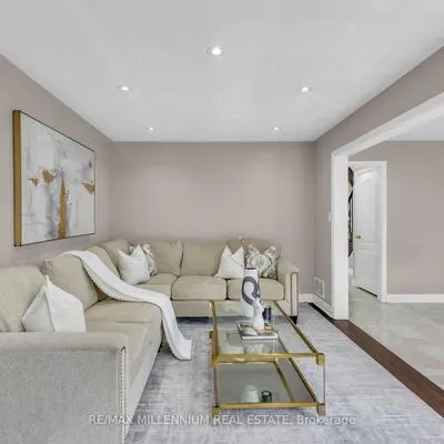 252,&nbsp;Mountainberry, Sandringham-Wellington, Brampton