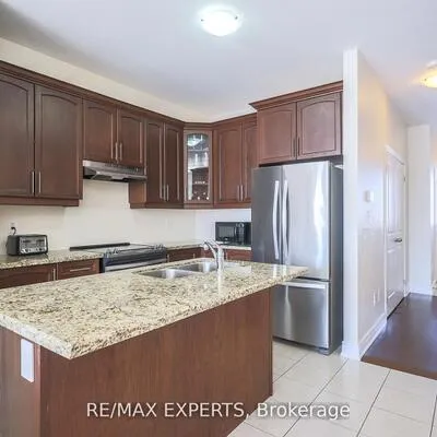 27,&nbsp;Hogan Manor, Northwest Brampton, Brampton