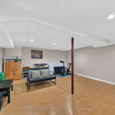 10,&nbsp;Jeffrey, Northgate, Brampton