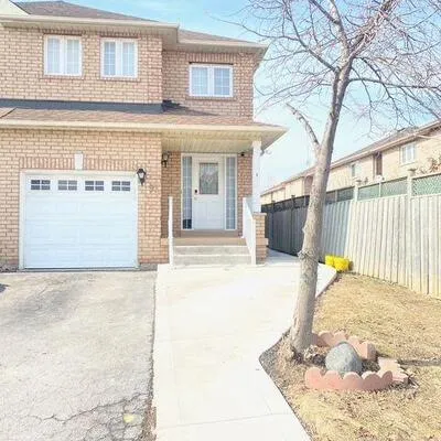 93,&nbsp;Tessler, Brampton West, Brampton