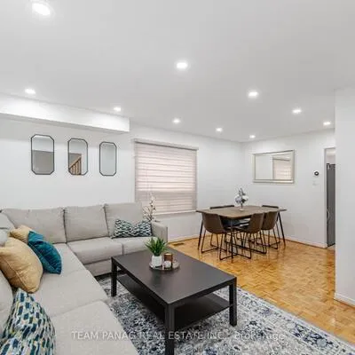 8,&nbsp;Drayglass, Heart Lake East, Brampton
