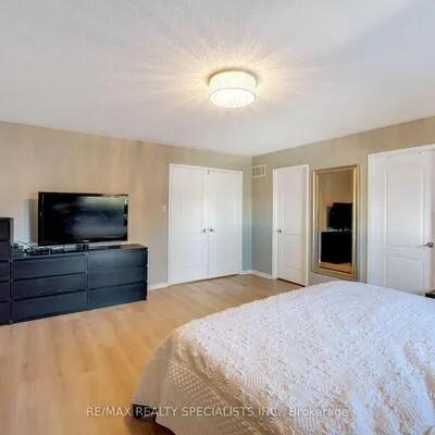 7,&nbsp;Banington, Snelgrove, Brampton