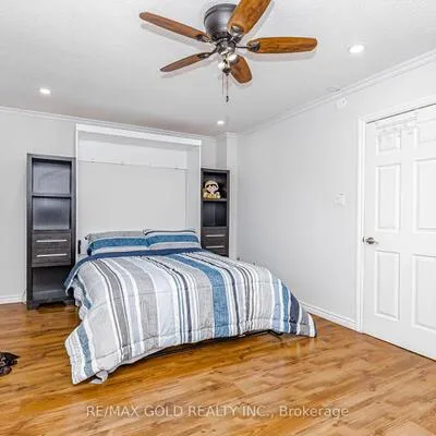 240,&nbsp;Simmons, Madoc, Brampton