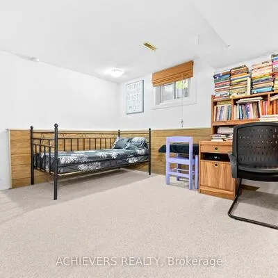 39,&nbsp;Danesbury, Southgate, Brampton