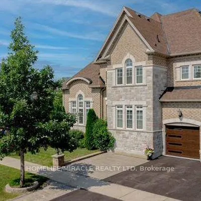 37,&nbsp;Degrey, Bram East, Brampton