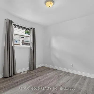182,&nbsp;Mcmurchy, Brampton South, Brampton