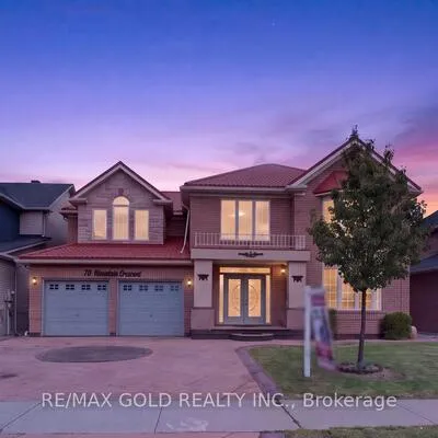 70,&nbsp;Maldives, Vales of Castlemore, Brampton