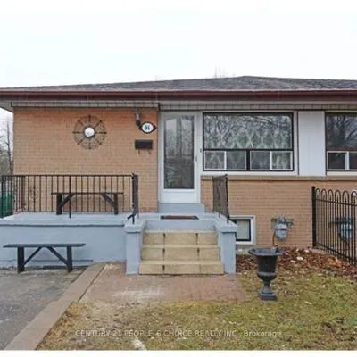 96,&nbsp;Corby, Brampton South, Brampton