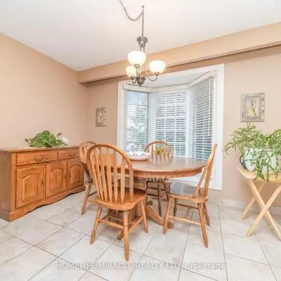 37,&nbsp;Blackthorn, Brampton North, Brampton