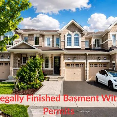 24,&nbsp;Pennycross, Northwest Brampton, Brampton