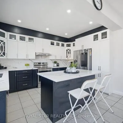18,&nbsp;Summer Mist, Sandringham-Wellington, Brampton