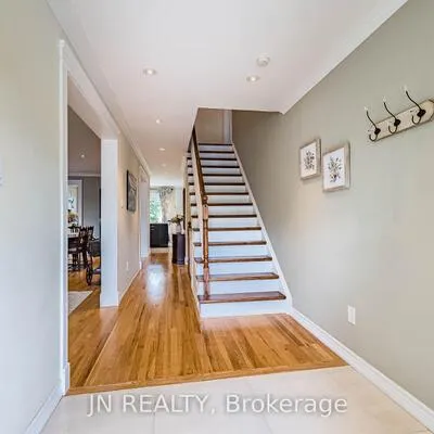 2,&nbsp;Nimrod, Westgate, Brampton