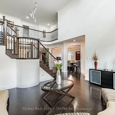 40,&nbsp;Cachet, Credit Valley, Brampton