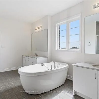 39,&nbsp;Lost Canyon, Credit Valley, Brampton