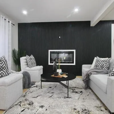 16,&nbsp;Glencairn, Northgate, Brampton