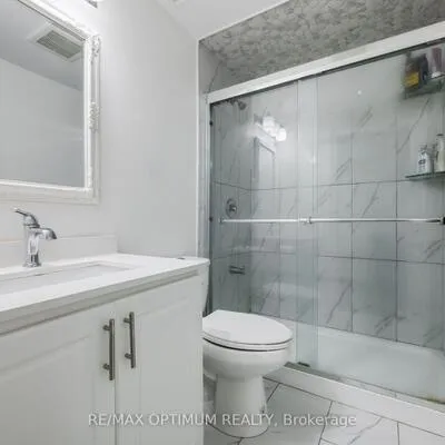 37,&nbsp;Elbern Markell, Credit Valley, Brampton
