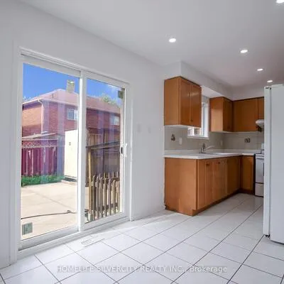 22,&nbsp;Meadow Glade, Sandringham-Wellington, Brampton