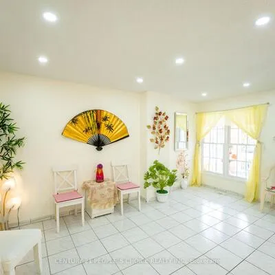 30,&nbsp;Daffodil, Fletcher's Creek South, Brampton