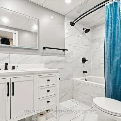16,&nbsp;Groveland, Northgate, Brampton