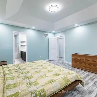 169,&nbsp;Robert Parkinson, Northwest Brampton, Brampton
