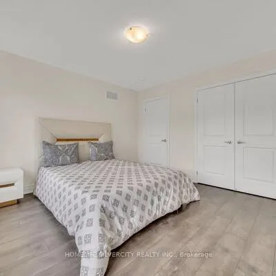 15,&nbsp;Puffin, Sandringham-Wellington North, Brampton