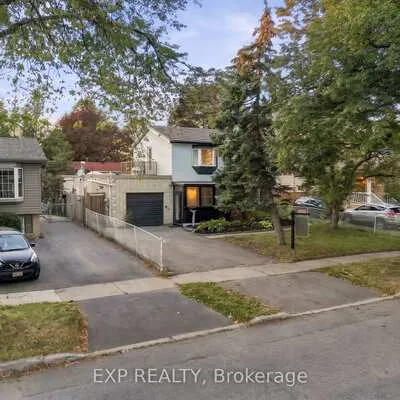 30,&nbsp;Herkley, Madoc, Brampton