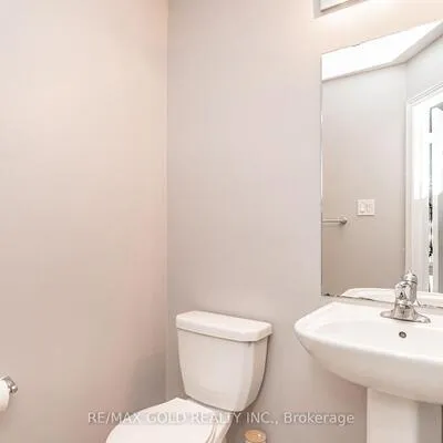 32,&nbsp;Rockman, Northwest Brampton, Brampton
