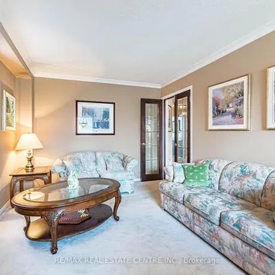 82,&nbsp;Candy, Northwood Park, Brampton