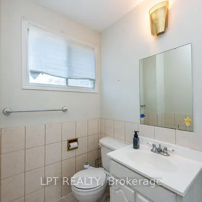 111,&nbsp;Dearbourne, Southgate, Brampton