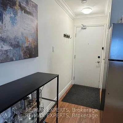 42, Queen, Bolton North, Caledon