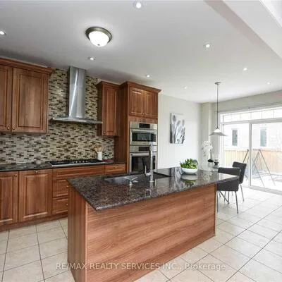 2, Falling Leaf, Rural Caledon, Caledon