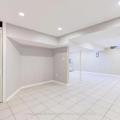 4,&nbsp;Compton, Bolton East, Caledon