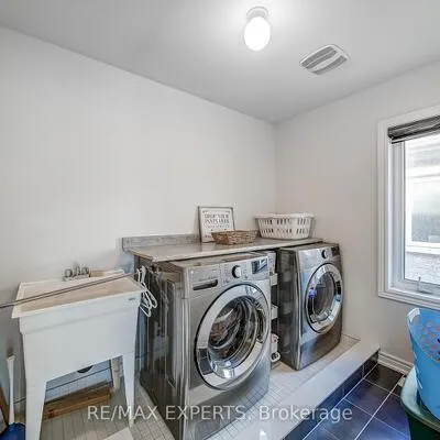 60,&nbsp;Humbershed, Bolton West, Caledon