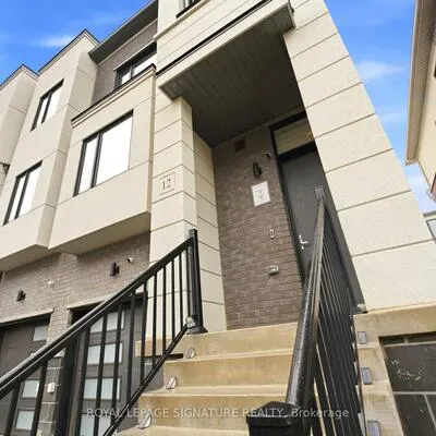 12,&nbsp;Heathrow, Bolton East, Caledon