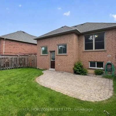 8,&nbsp;Schaefer, Bolton North, Caledon