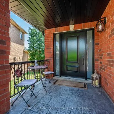 32,&nbsp;Coolspring, Bolton East, Caledon