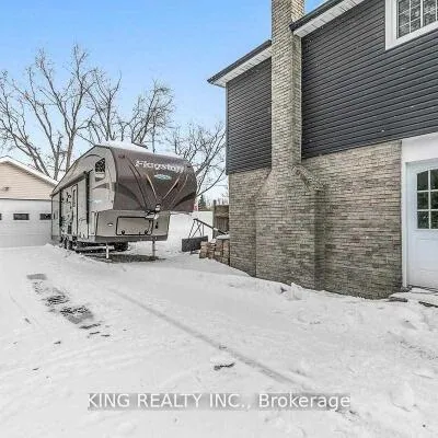 40,&nbsp;Victoria, Mono Mills, Caledon