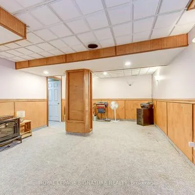 6,&nbsp;Wood, Bolton East, Caledon