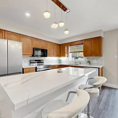 102,&nbsp;Grapevine, Bolton West, Caledon