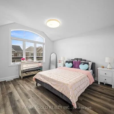 15,&nbsp;Speckled Alder, Rural Caledon, Caledon