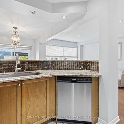 88,&nbsp;Humbershed, Bolton West, Caledon