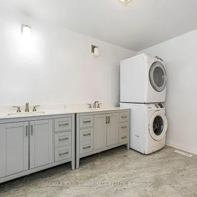 4800, Herald, Rural East Gwillimbury, East Gwillimbury