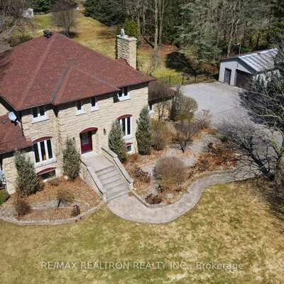 1998,&nbsp;Green, Rural East Gwillimbury, East Gwillimbury