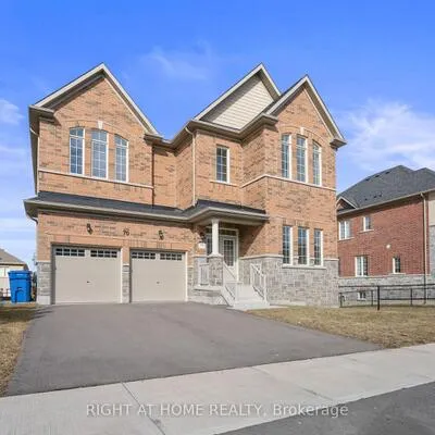 70,&nbsp;Carriage Shop, Queensville, East Gwillimbury